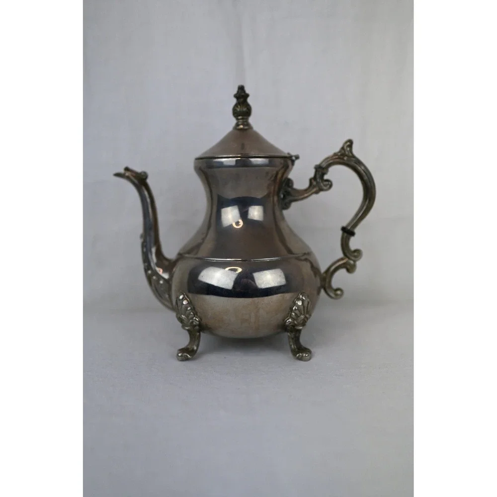 Vintage International Silver Company Tea Pot Silver Plated Footed 10x10